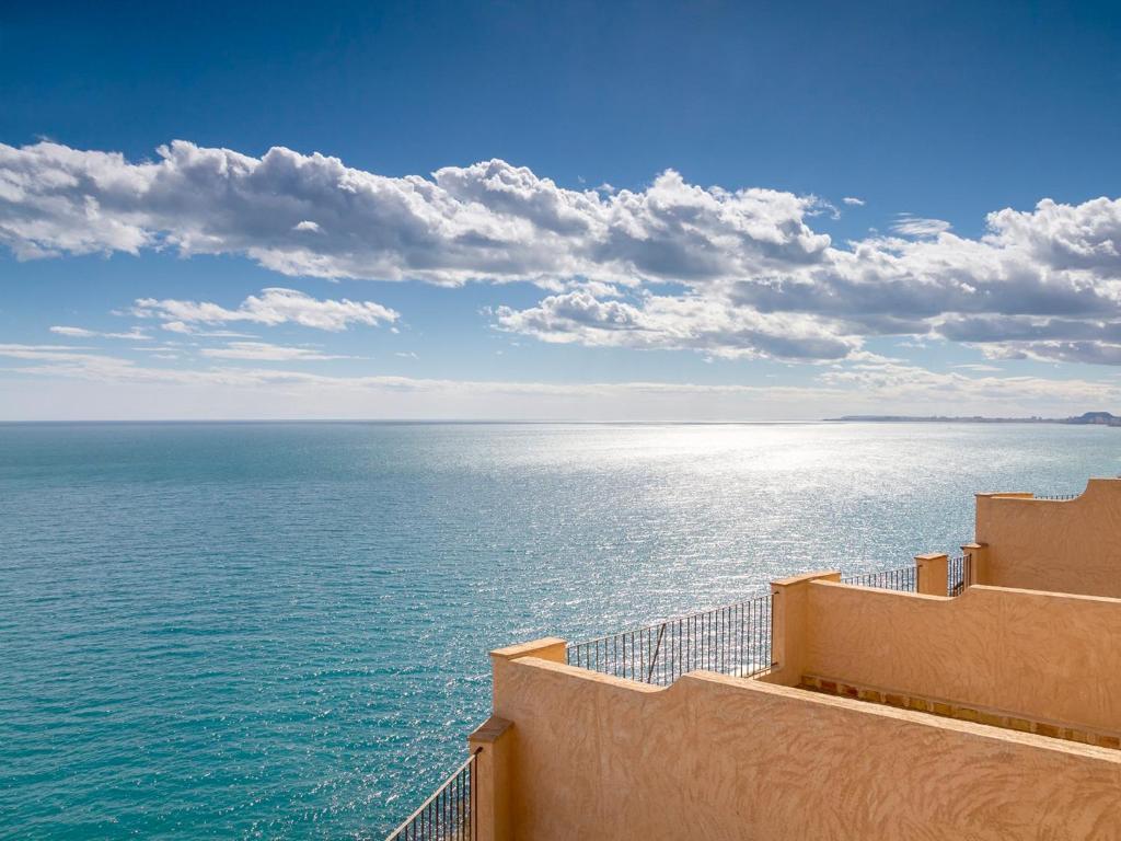 Occidental Pueblo Acantilado El Campello Exterior foto